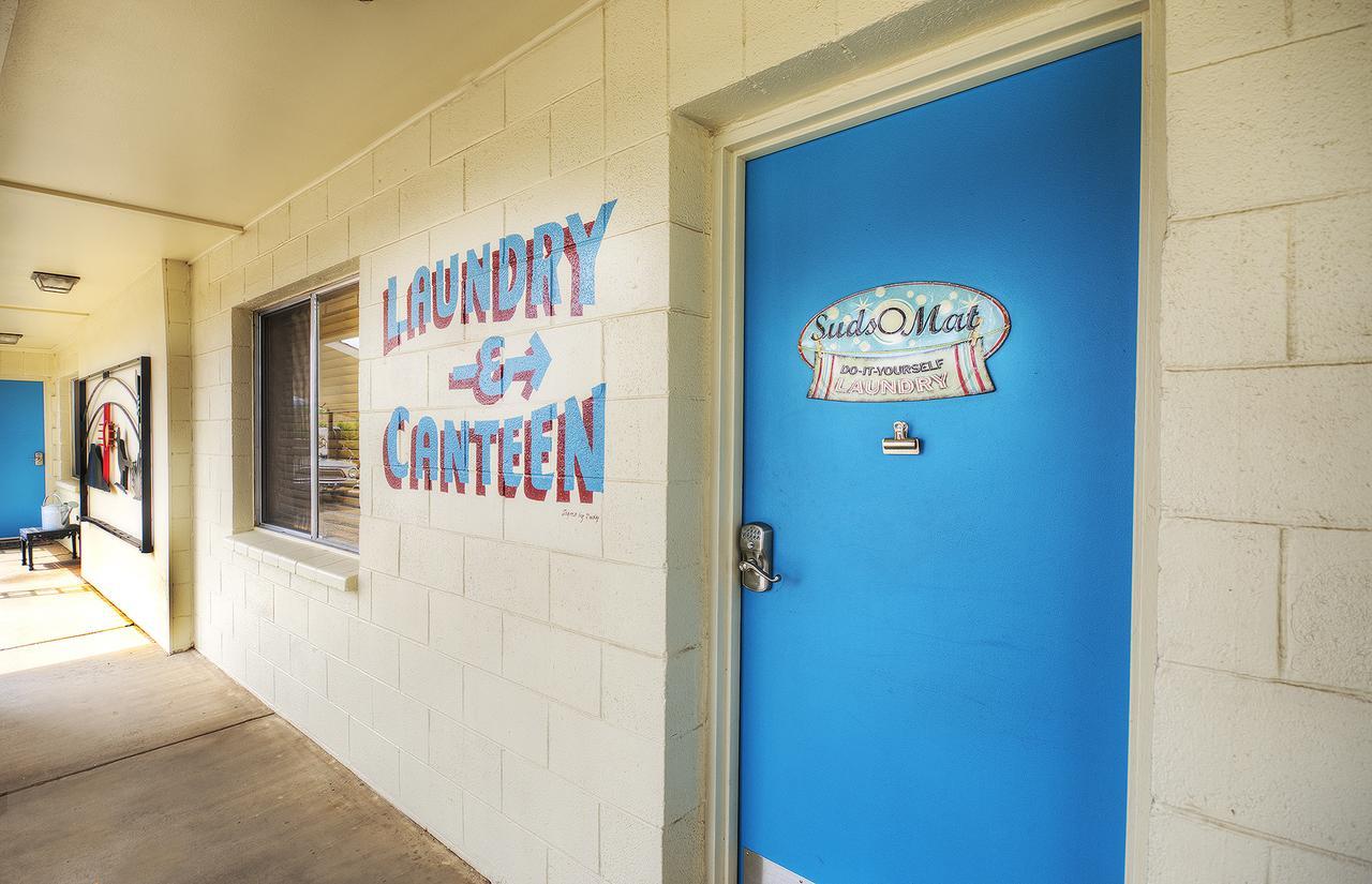 Roadrunner Lodge Motel Tucumcari Bagian luar foto