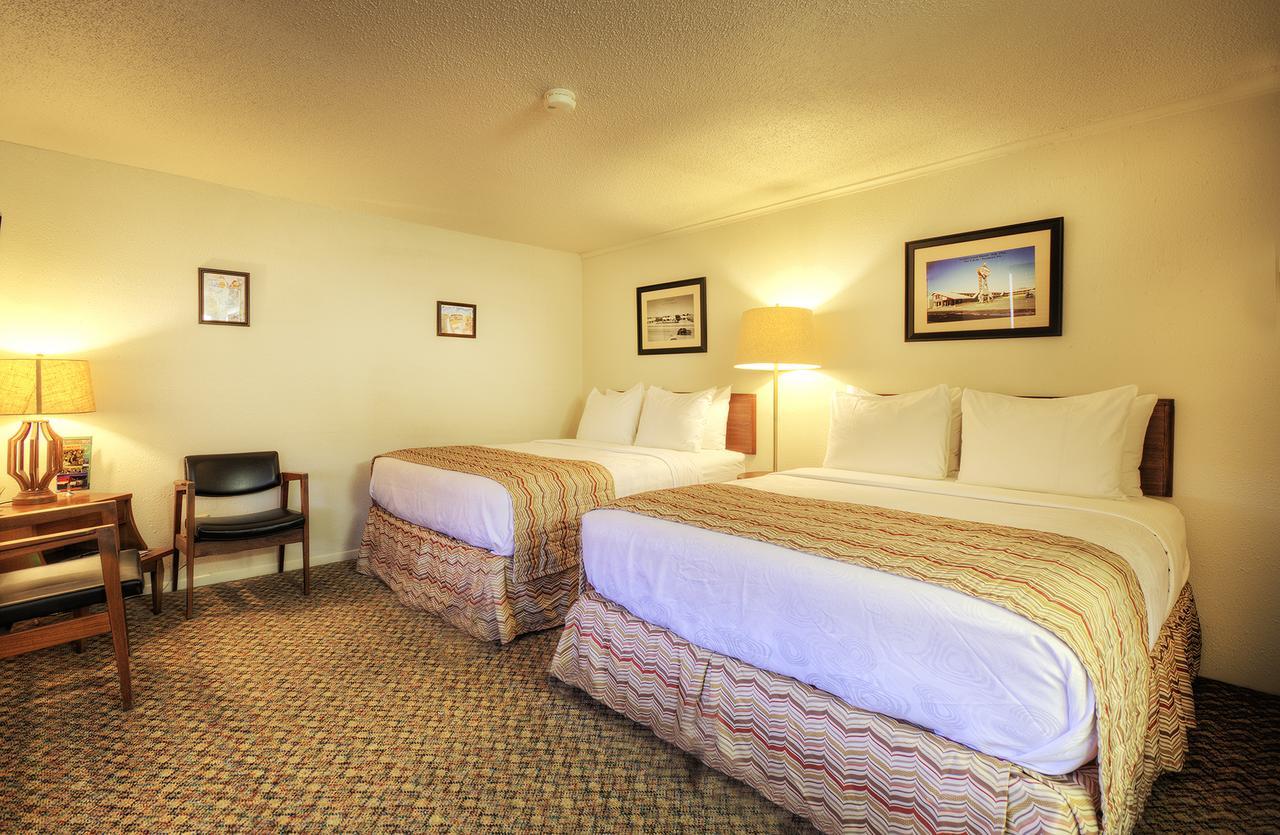 Roadrunner Lodge Motel Tucumcari Bagian luar foto