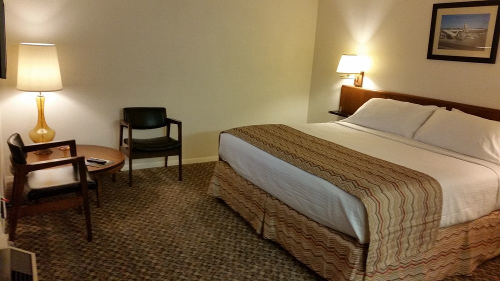 Roadrunner Lodge Motel Tucumcari Bagian luar foto
